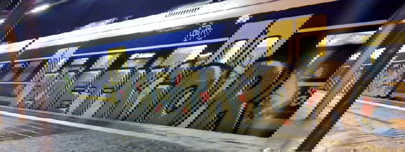 Graffiti Train - Photo by ZUGZWANG - zaet, kior, bremerhaven (2015)