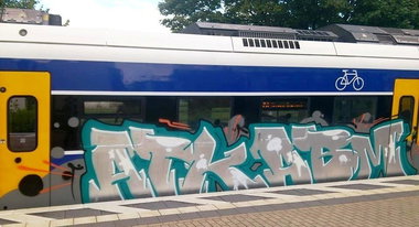 Graffiti Train - Photo by ZUGZWANG - atk, abm, bremerhaven