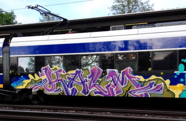 Graffiti Train - Photo by ZUGZWANG - kalm (2018)