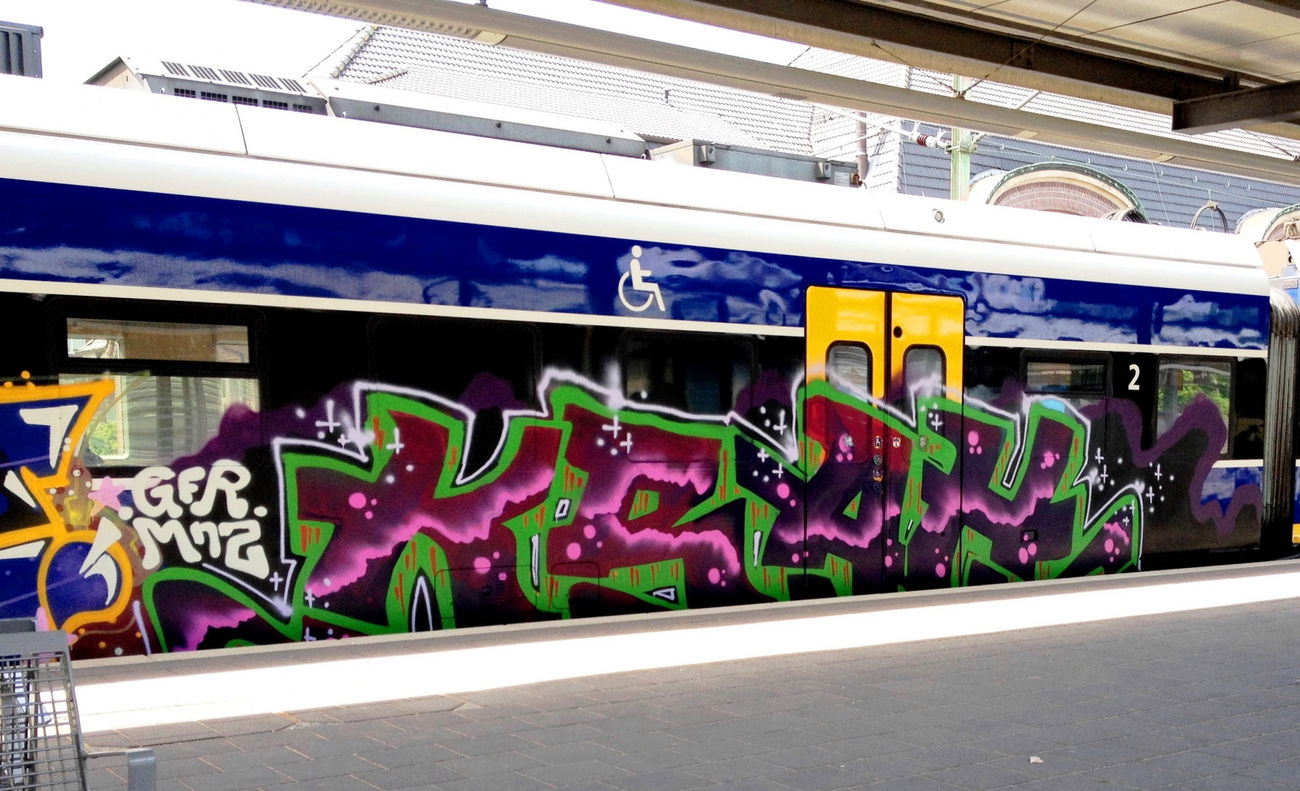 Graffiti Train - Photo by ZUGZWANG - krah (2018)