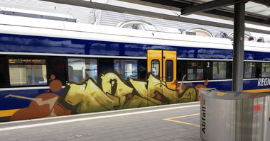 Graffiti Train - Photo by ZUGZWANG - niek (2017)