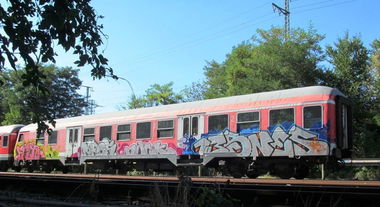 Graffiti Train - Photo by ZUGZWANG