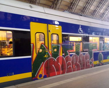 Graffiti Train - Photo by ZUGZWANG (2017)