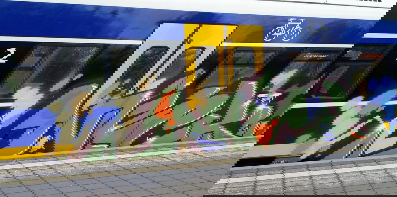 Graffiti Train - Photo by ZUGZWANG - niek, bremerhaven, 27 (2015)