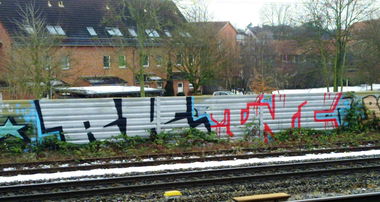 Graffiti Bombing - Photo by ZUGZWANG