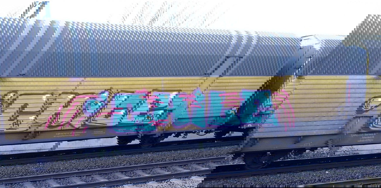 Graffiti Train - Photo by ZUGZWANG - chile, bremerhaven