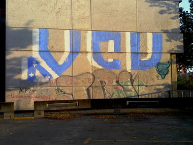 Graffiti Bombing - Photo by ZUGZWANG - vcu