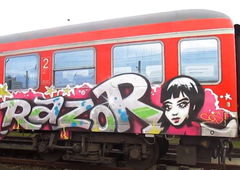 Graffiti Train - Photo by ZUGZWANG - razor