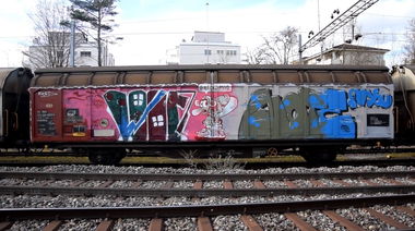 Graffiti Train - Photo by ZUGZWANG