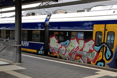 Graffiti Train - Photo by ZUGZWANG (2017)