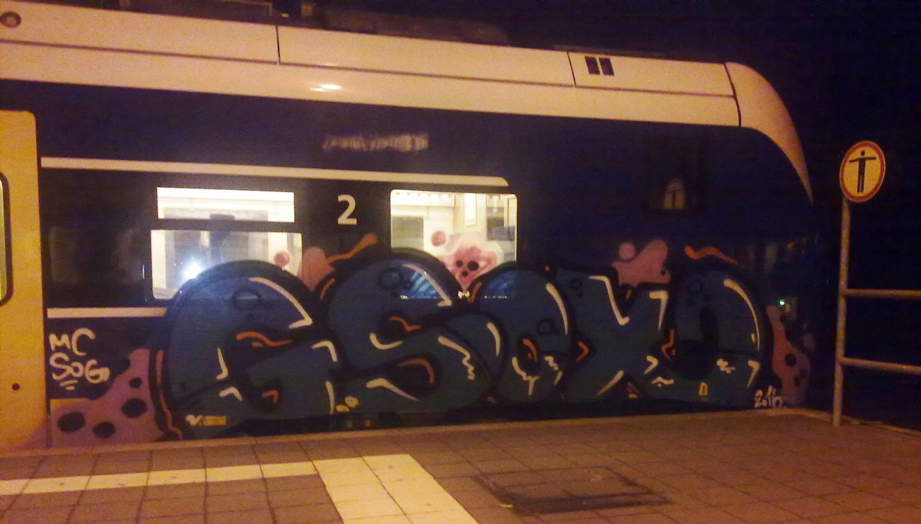 Graffiti Train - Photo by ZUGZWANG - siet (2016)