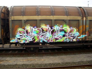 Graffiti Train - Photo by ZUGZWANG