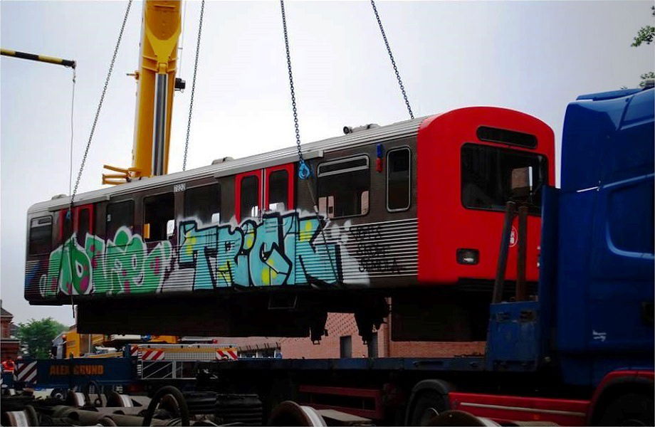 Graffiti Train - Photo by ZUGZWANG - trick, hamburg