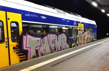 Graffiti Train - Photo by ZUGZWANG - theyr, gfr (2018)