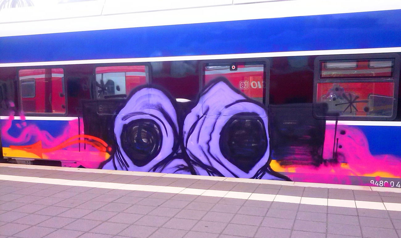 Graffiti Train - Photo by ZUGZWANG - swk, bremerhaven, 27 (2015)