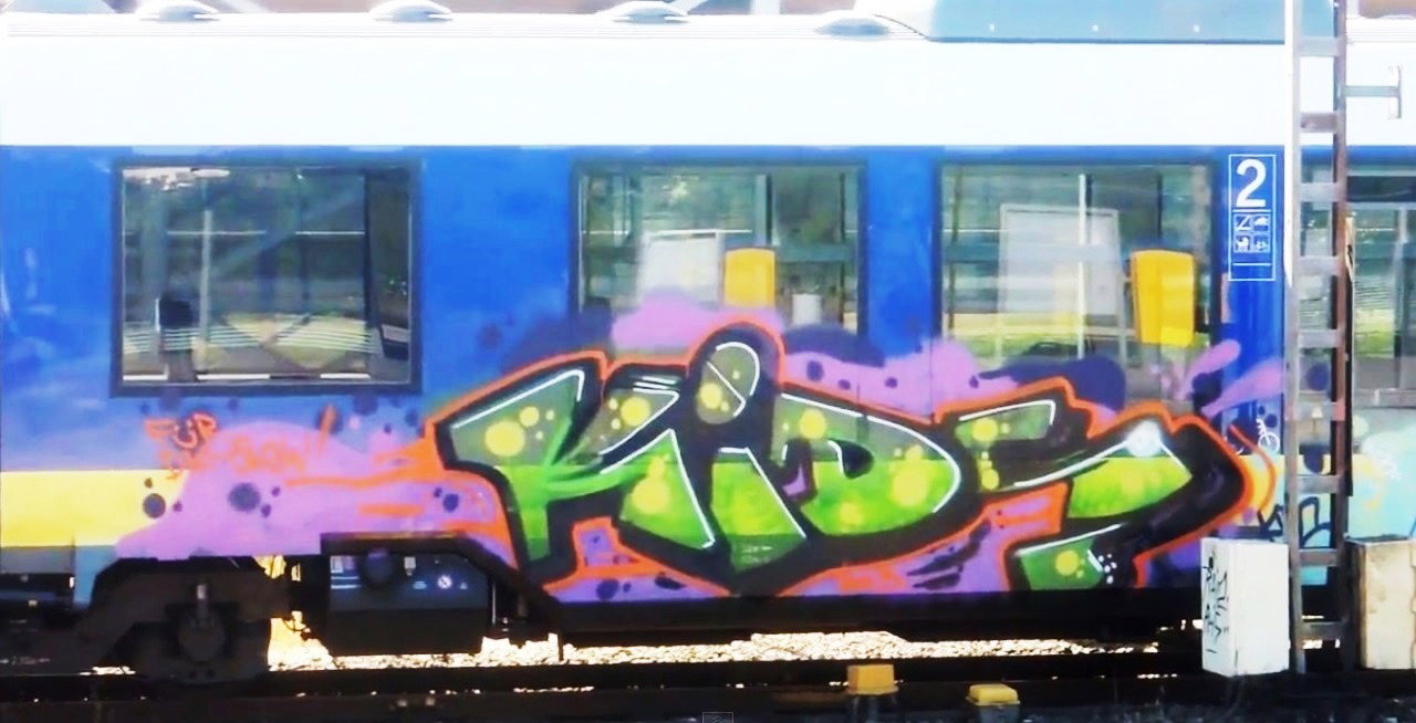 Graffiti Train - Photo by ZUGZWANG - kids, bremen (2013)