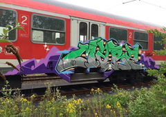 Graffiti Train - Photo by ZUGZWANG