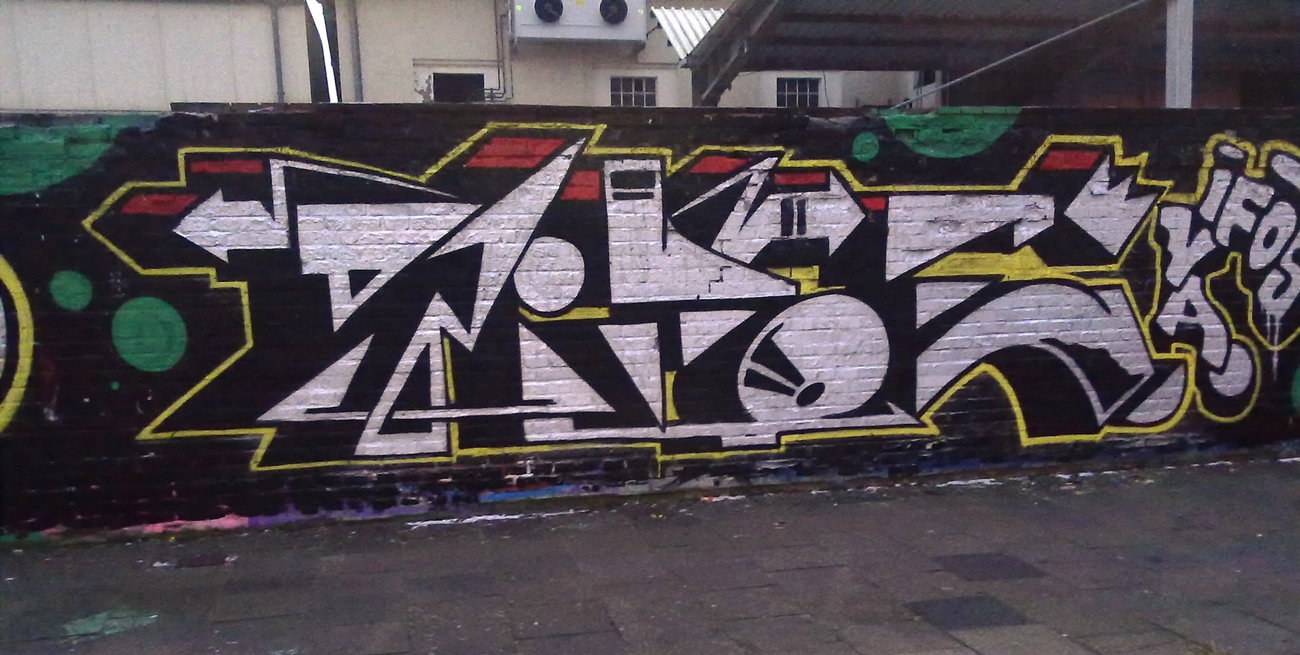 Graffiti Wall - Photo by ZUGZWANG (2017)