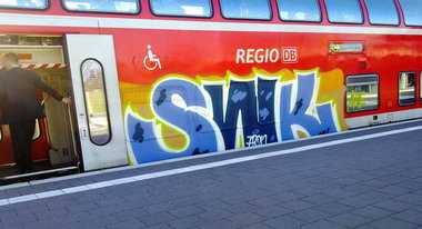 Graffiti Train - Photo by ZUGZWANG - swk, bremerhaven, bremen (2015)