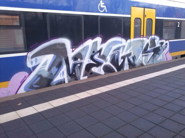 Graffiti Train - Photo by ZUGZWANG - news, bremerhaven, 27 (2014)