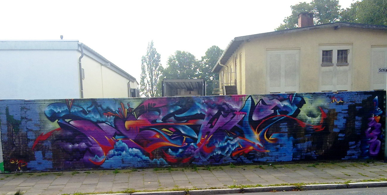 Graffiti Wall - Photo by ZUGZWANG - bremerhaven (2015)