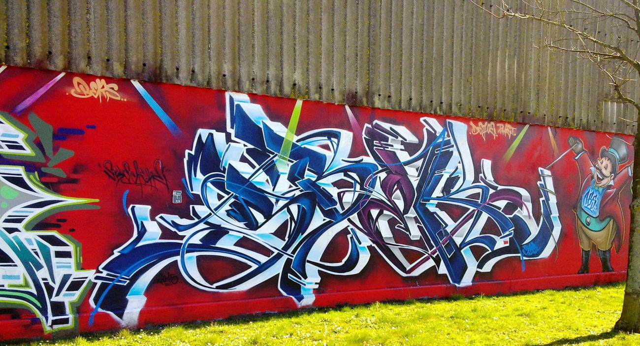 Graffiti Wall - Photo by ZUGZWANG - bremerhaven