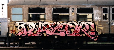 Graffiti Train - Photo by ZUGZWANG - razor (1993)