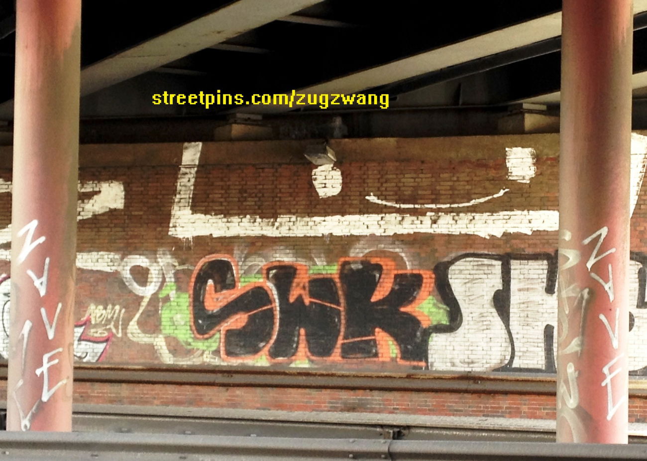 Graffiti Bombing - Photo by ZUGZWANG - swk