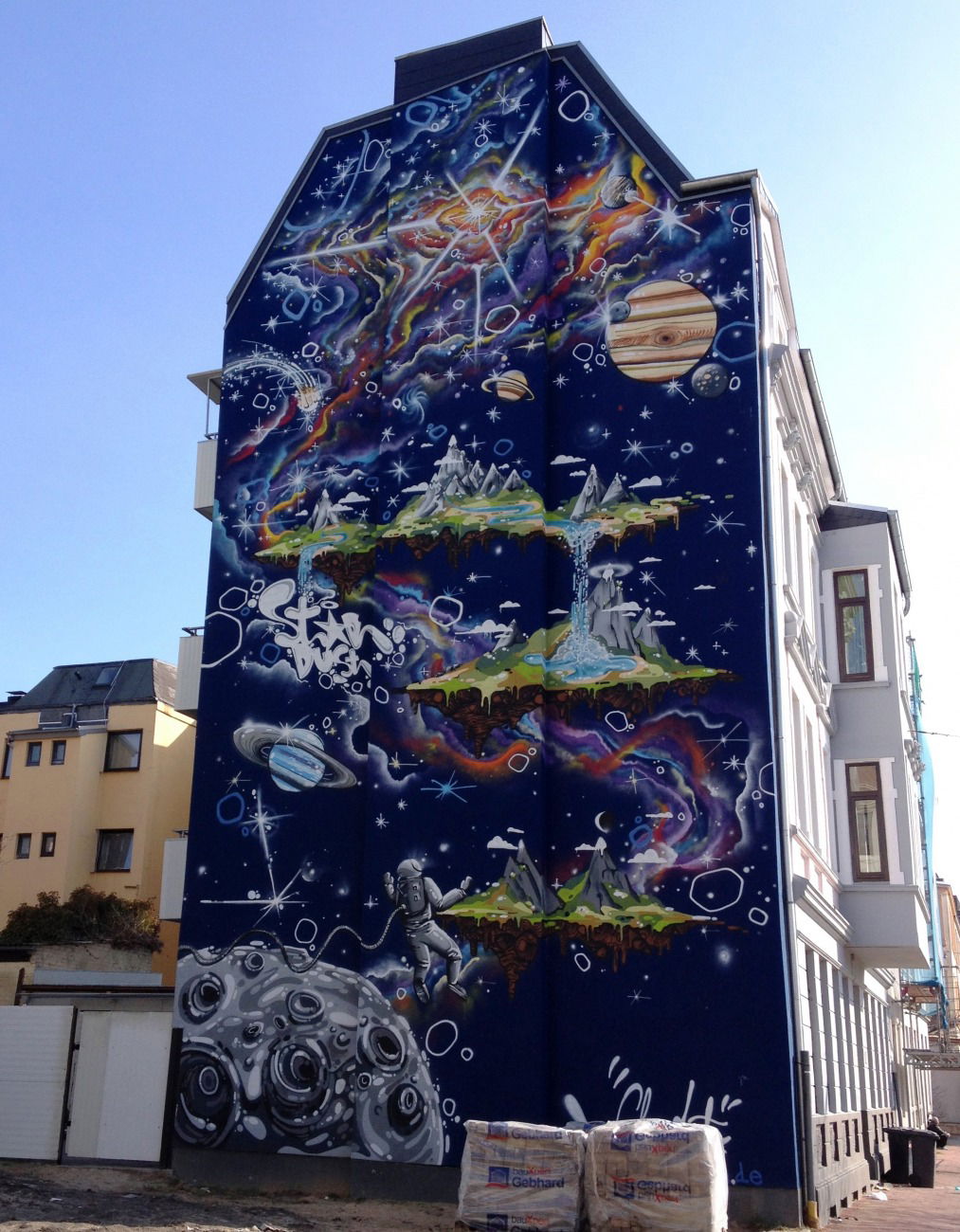 Graffiti Wall - Photo by ZUGZWANG