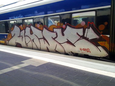 Graffiti Train - Photo by ZUGZWANG - howy, bremerhaven, bremen (2015)
