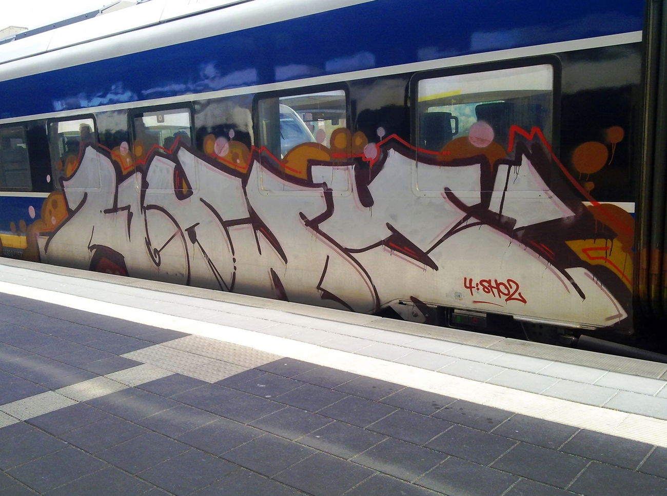 Graffiti Train - Photo by ZUGZWANG - howy, bremerhaven, bremen (2015)