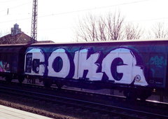 Graffiti Train - Photo by ZUGZWANG - cokg