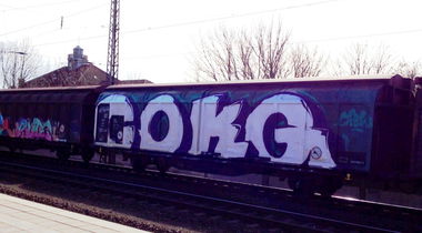 Graffiti Train - Photo by ZUGZWANG - cokg