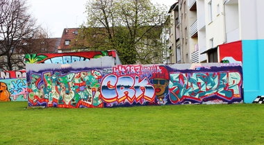 Graffiti Wall - Photo by ZUGZWANG - mr187, 44187