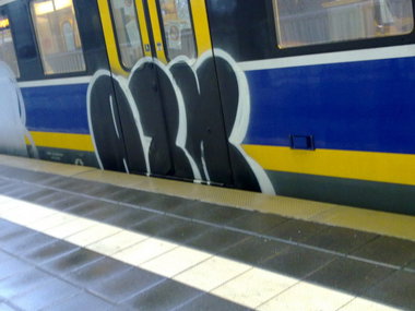 Graffiti Train - Photo by ZUGZWANG - bremerhaven, 27, bremen (2014)