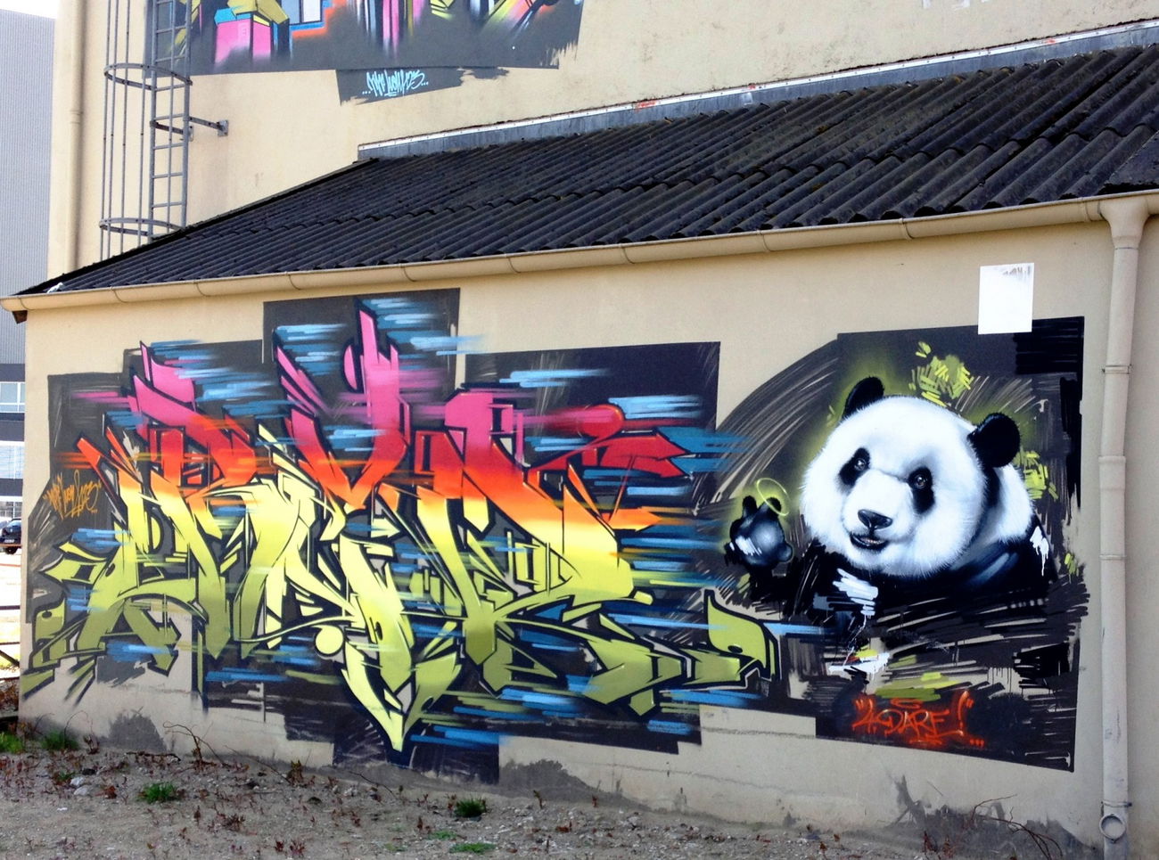 Graffiti Wall - Photo by ZUGZWANG