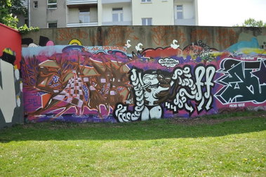 Graffiti Wall - Photo by ZUGZWANG - mr187, 44187