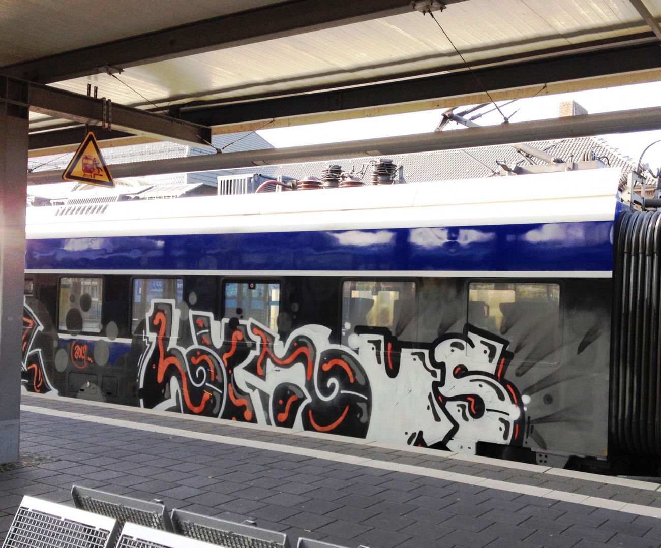 Graffiti Train - Photo by ZUGZWANG - lynus (2017)