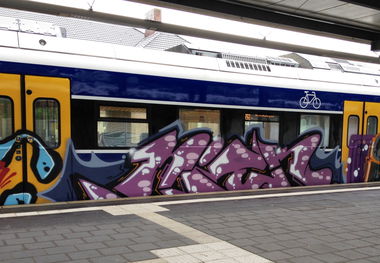 Graffiti Train - Photo by ZUGZWANG - niek (2017)