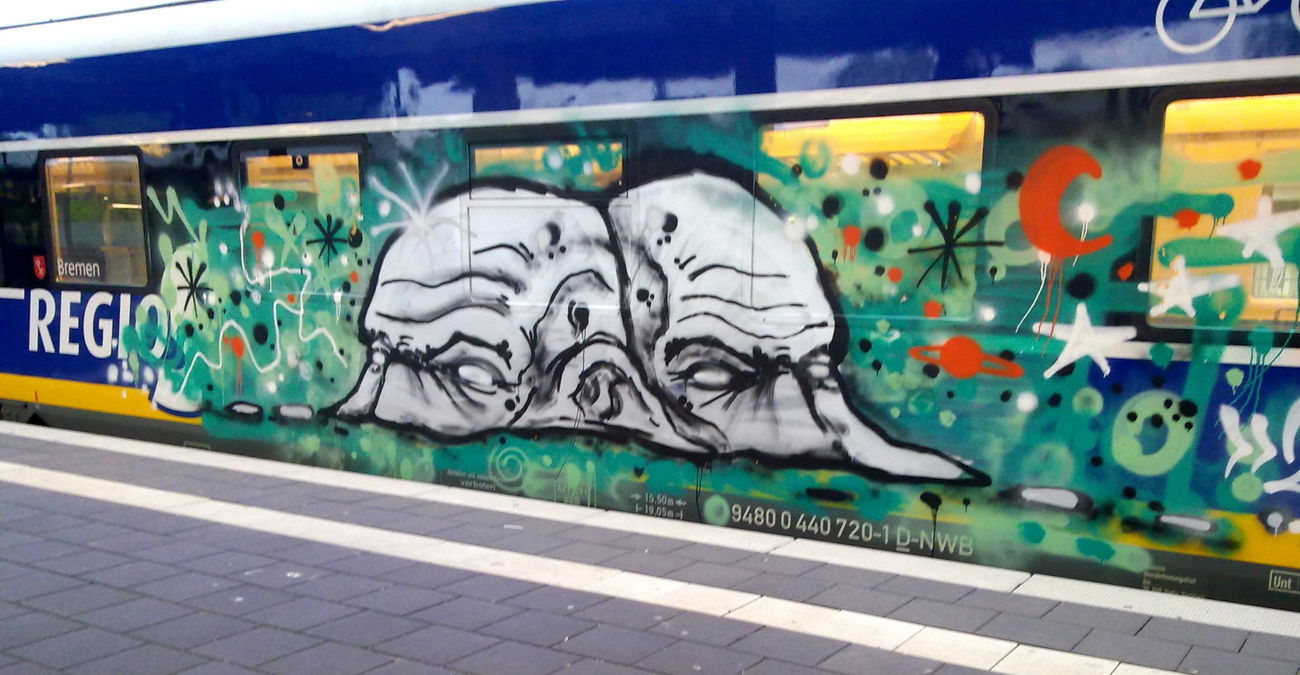 Graffiti Train - Photo by ZUGZWANG - bremerhaven, bremen, oldenburg (2015)