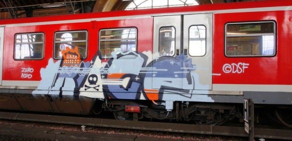Graffiti Train - Photo by ZUGZWANG - rage, dsf