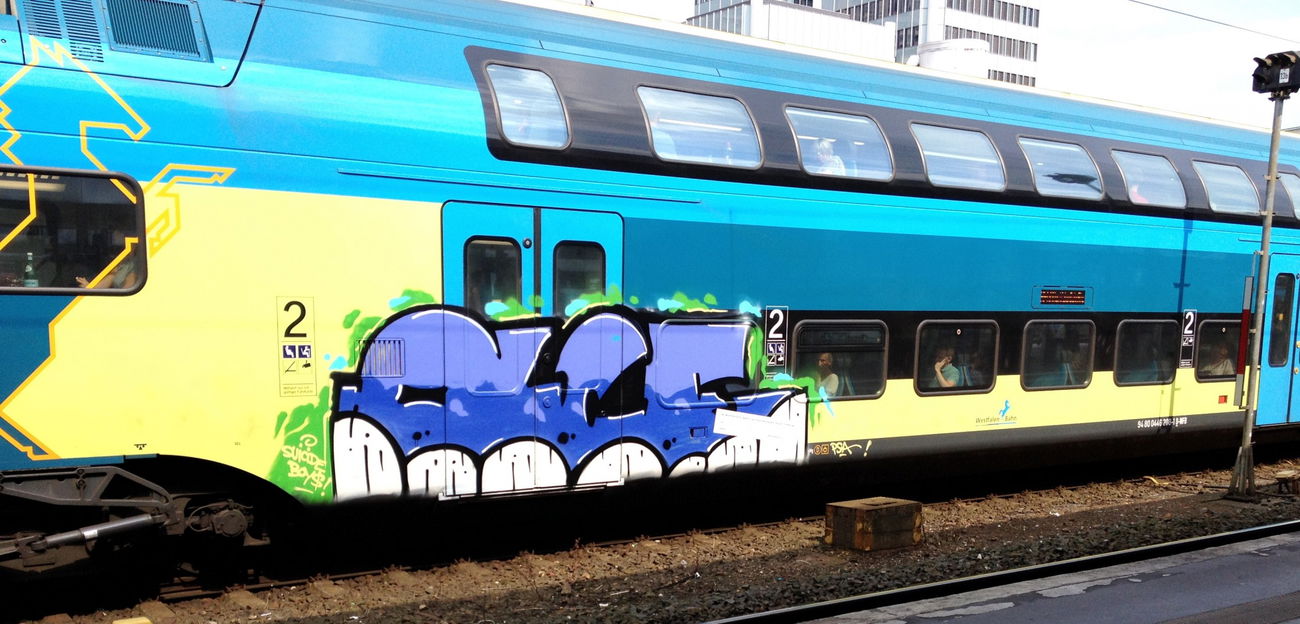Graffiti Train - Photo by ZUGZWANG (2017)