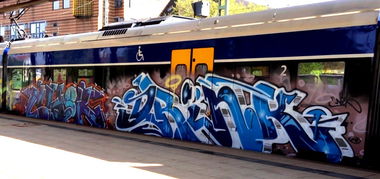 Graffiti Train - Photo by ZUGZWANG - chek, drink (2018)