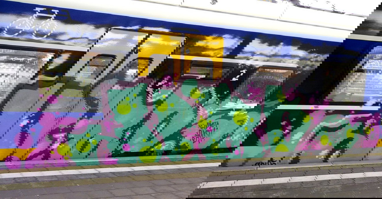 Graffiti Train - Photo by ZUGZWANG - bremerhaven, bremen, oldenburg (2015)