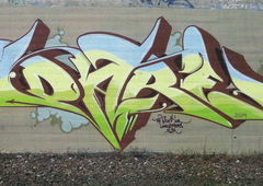 Graffiti Wall - Photo by ZUGZWANG - dare