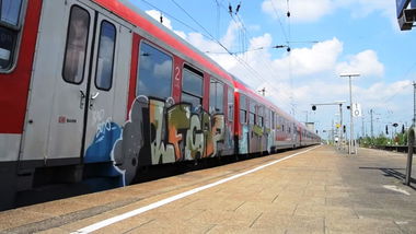 Graffiti Train - Photo by ZUGZWANG - lfcap, hamburg