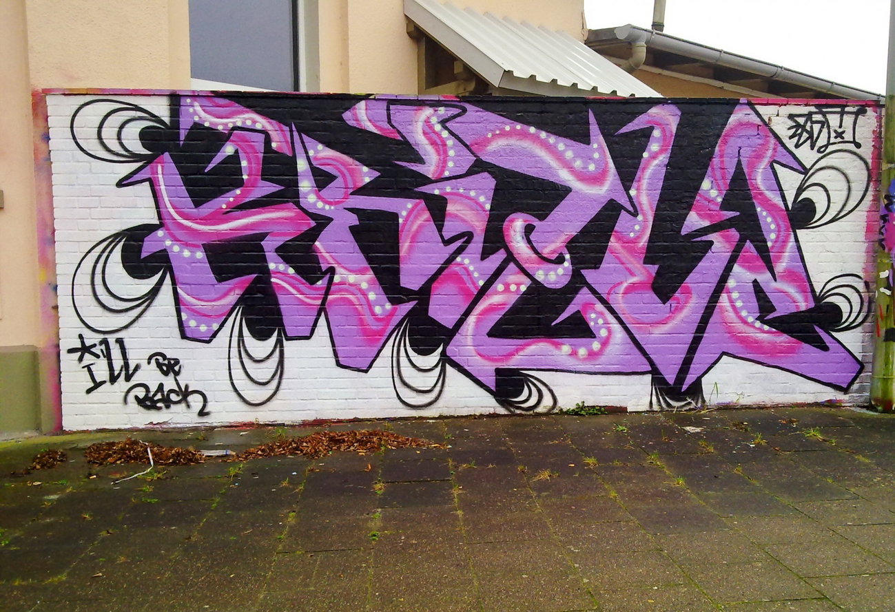 Graffiti Wall - Photo by ZUGZWANG - bremerhaven (2015)