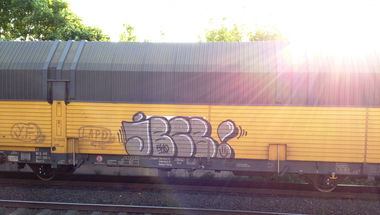 Graffiti Train - Photo by ZUGZWANG