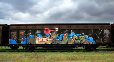 Graffiti Train - Photo by ZUGZWANG - jbcb