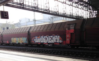 Graffiti Train - Photo by ZUGZWANG